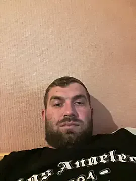 LT-333 – webcam model profile photo Image 11