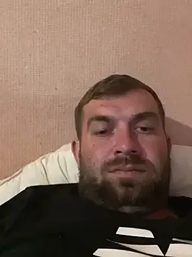 LT-333 – webcam model profile photo Image 14