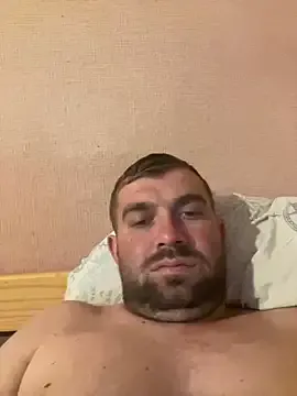 LT-333 – webcam model profile photo Image 17