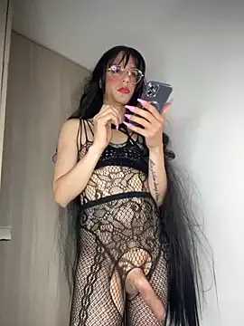 hina_porn – webcam model profile photo Image 8