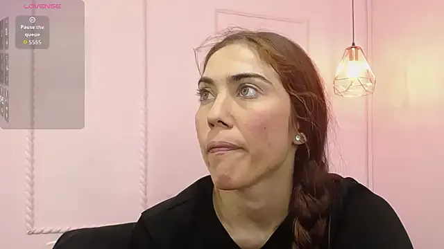 Mia--meow – webcam model profile photo Image 12