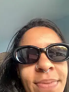 CleoLangley – webcam model profile photo Image 12