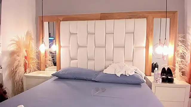 oxo_yuna_oxo – webcam model profile photo Image 2