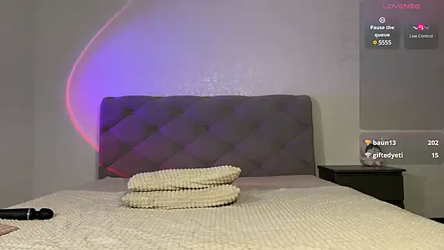 AdaSweet – webcam model profile photo Image 2