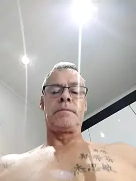 Pink-Pussy-Russian-Girl – webcam model profile photo Image 2