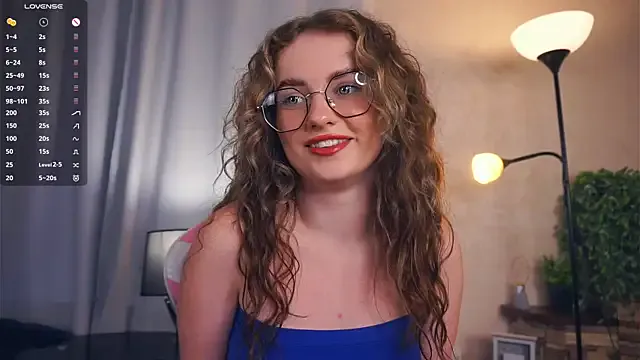 maataaan – webcam model profile photo Image 11