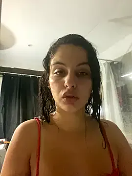 Adara – webcam model profile photo Image 4