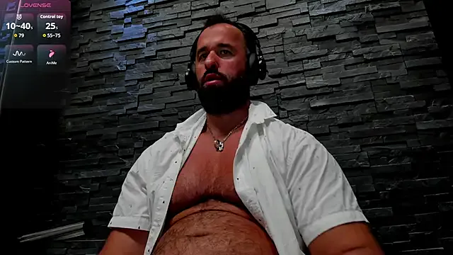 roouse – webcam model profile photo Image 17
