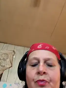 NANA_7 – webcam model profile photo Image 10