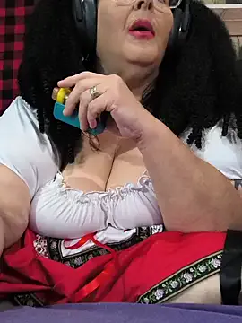 NANA_7 – webcam model profile photo Image 18