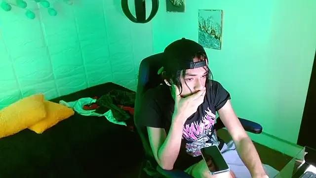 Megu_Melon – webcam model profile photo Image 18