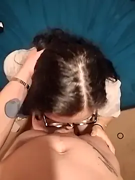 Your_Honeey – webcam model profile photo Image 13