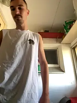 roouse – webcam model profile photo Image 6