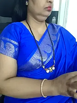 _Alicee_1 – webcam model profile photo Image 14