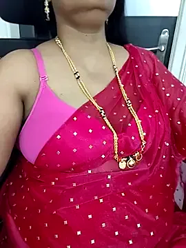 _Alicee_1 – webcam model profile photo Image 2