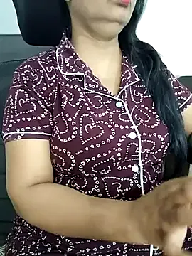 _Alicee_1 – webcam model profile photo Image 7