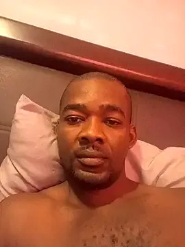 wawagi – webcam model profile photo Image 2