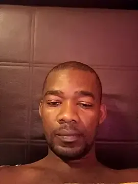 wawagi – webcam model profile photo Image 5