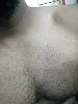 roouse – webcam model profile photo Image 12