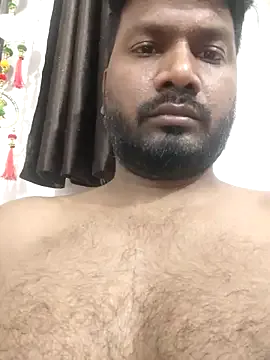 roouse – webcam model profile photo Image 3