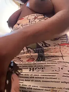 BrownieyQueen – webcam model profile photo Image 7