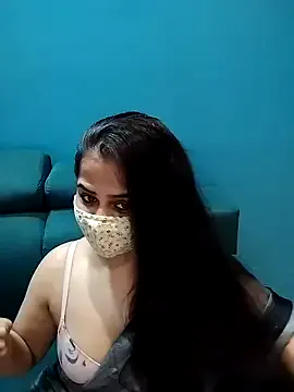 – webcam model profile photo Image 12