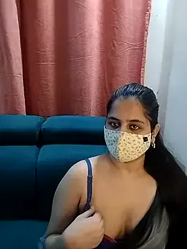  – webcam model profile photo Image 7