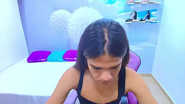 LushianaFitness – webcam model profile photo Image 19