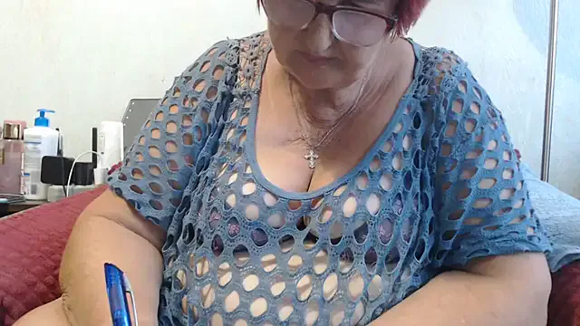 AnnAbbey – webcam model profile photo Image 8