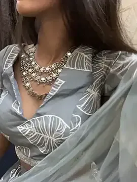 hina_porn – webcam model profile photo Image 9