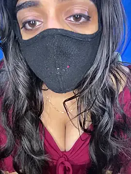 IvyHarpers – webcam model profile photo Image 5