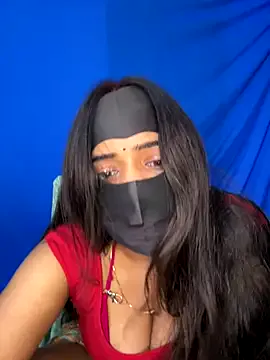 IvyHarpers – webcam model profile photo Image 8