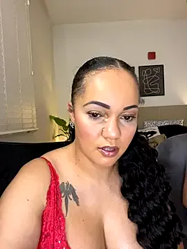 AryaCox – webcam model profile photo Image 15