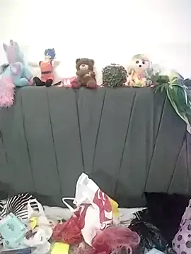 Awesomelusty – webcam model profile photo Image 15