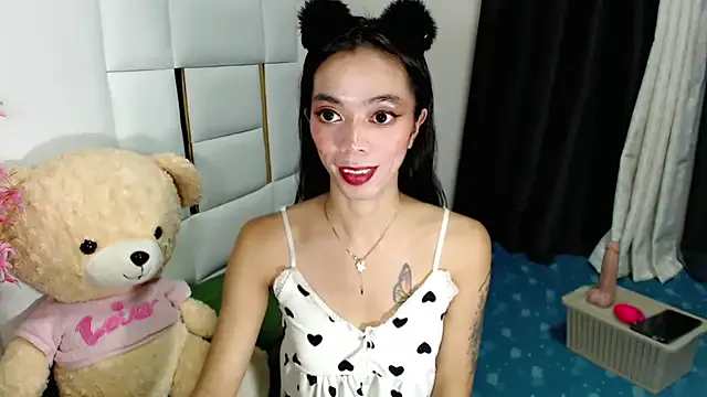 oxo_yuna_oxo – webcam model profile photo Image 13