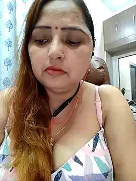  – webcam model profile photo Image 12
