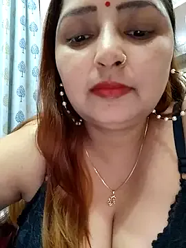  – webcam model profile photo Image 14