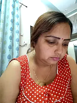  – webcam model profile photo Image 15