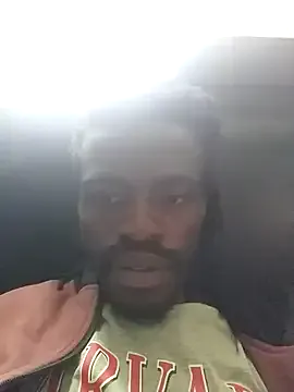 _Alicee_1 – webcam model profile photo Image 8