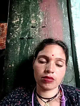 IsabelleBianchi – webcam model profile photo Image 3