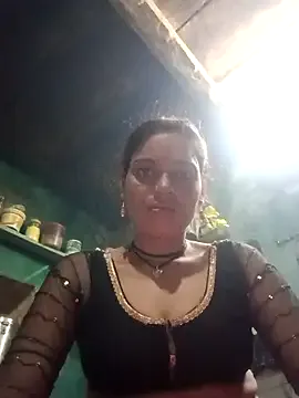 IsabelleBianchi – webcam model profile photo Image 4