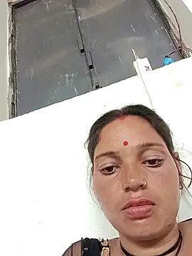 IsabelleBianchi – webcam model profile photo Image 9