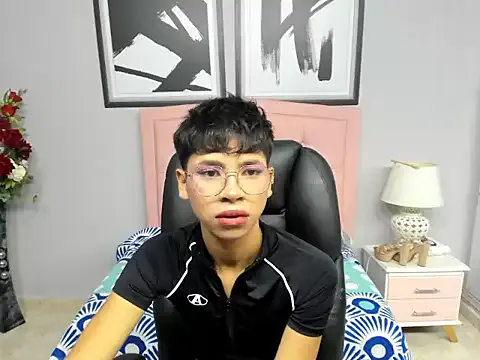 yuuki8910 – webcam model profile photo Image 4