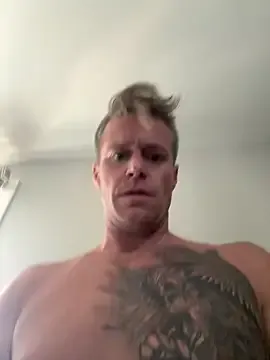 Yui-Ch – webcam model profile photo Image 2