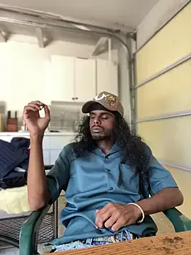 _Alicee_1 – webcam model profile photo Image 11