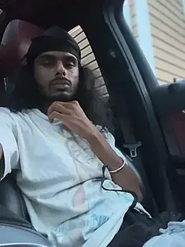 _Alicee_1 – webcam model profile photo Image 13