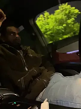 _Alicee_1 – webcam model profile photo Image 4