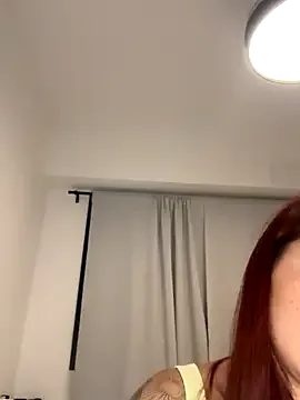 zui_lu – webcam model profile photo Image 18