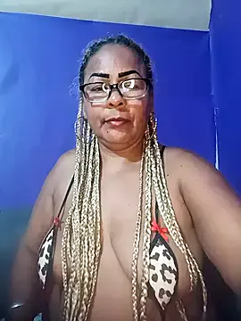 hotamanda01 – webcam model profile photo Image 19