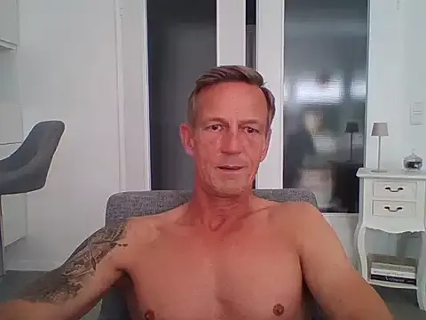 Rodrigues_Lucas – webcam model profile photo Image 10
